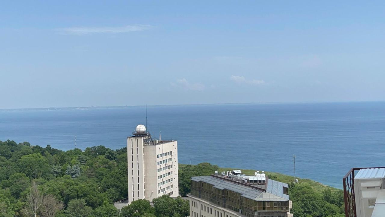 Sea View Kadorr Suite Odessa Eksteriør billede