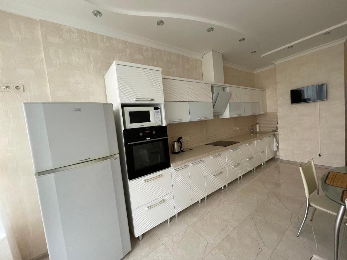 Sea View Kadorr Suite Odessa Eksteriør billede